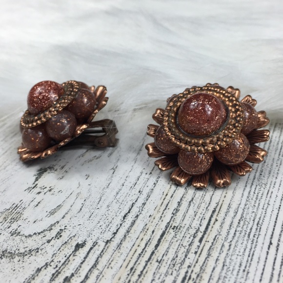 Vintage Copper & Faux Goldstone Clip-on Earrings - Picture 3 of 6